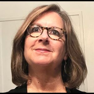 Meet your Posher, Gail